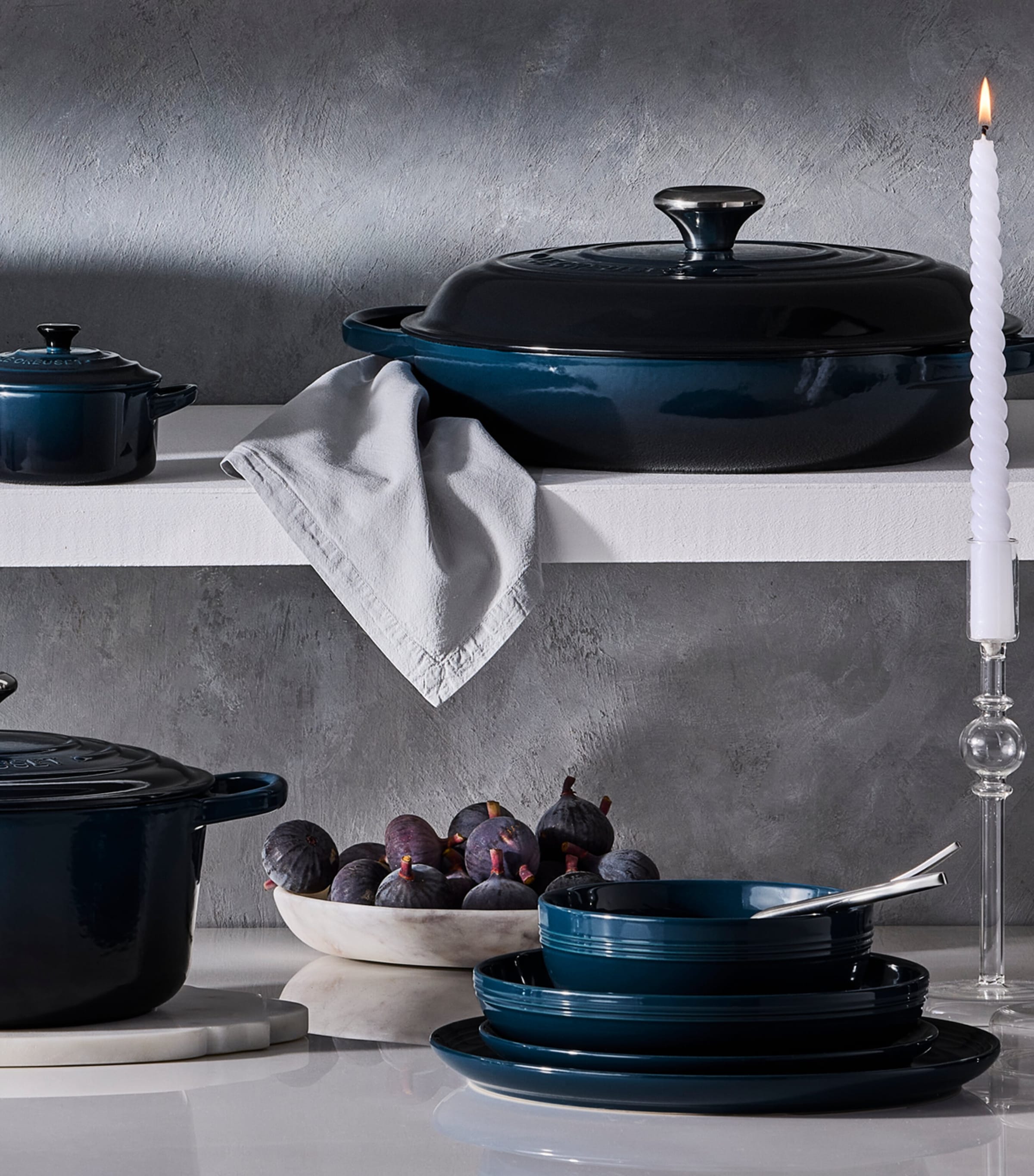 Le Creuset cast iron casserole dish 30cm, UK version