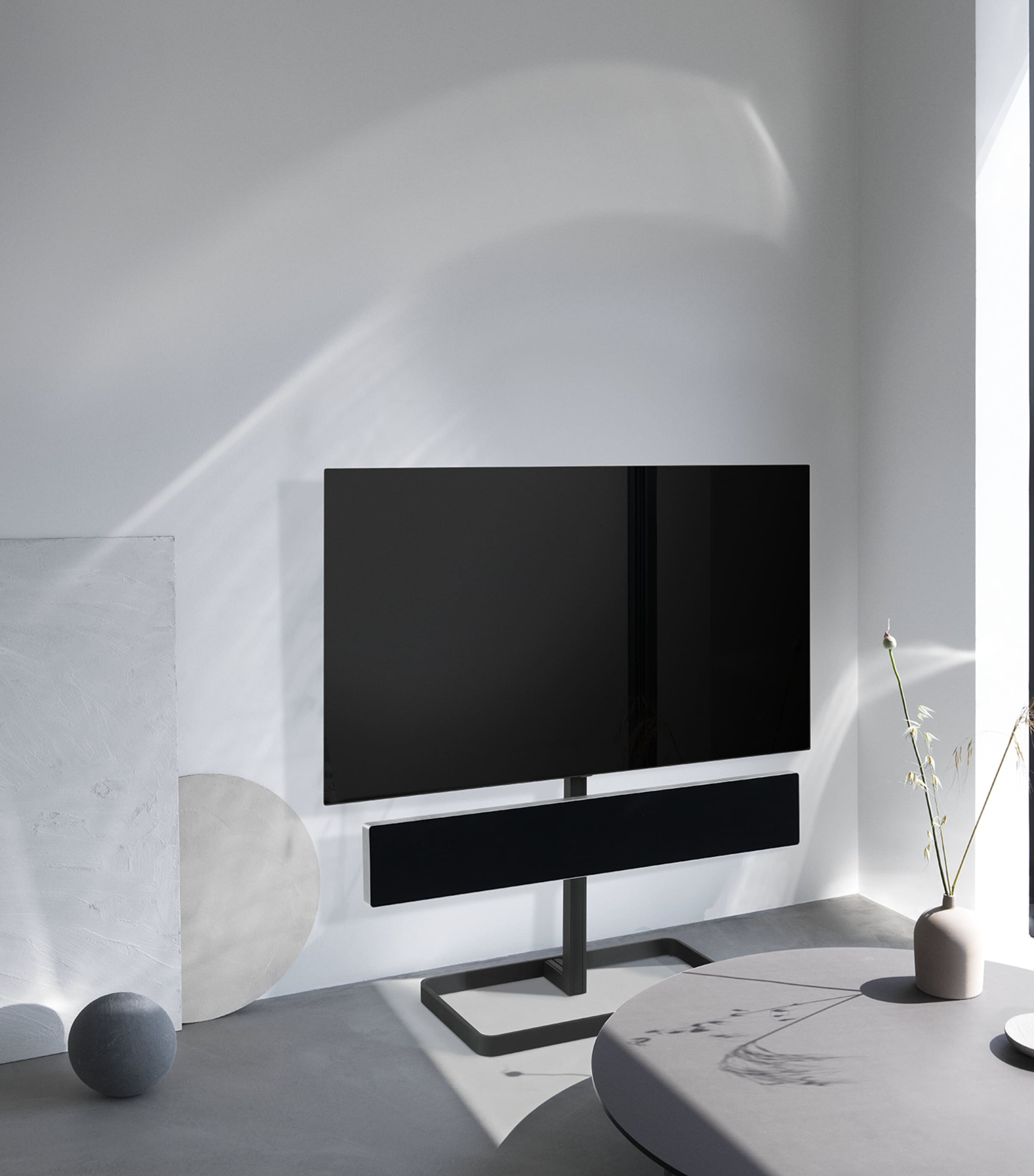Bang & Olufsen Stage AL2 soundbar 110cm wide - British product