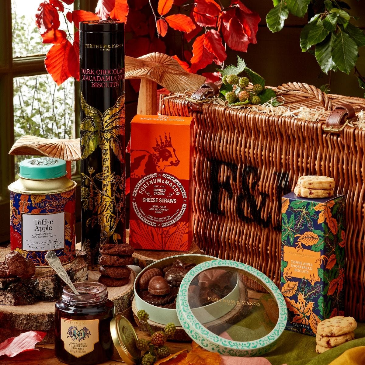 Autumn Days wicker hamper with biscuits and chocolates, UK version