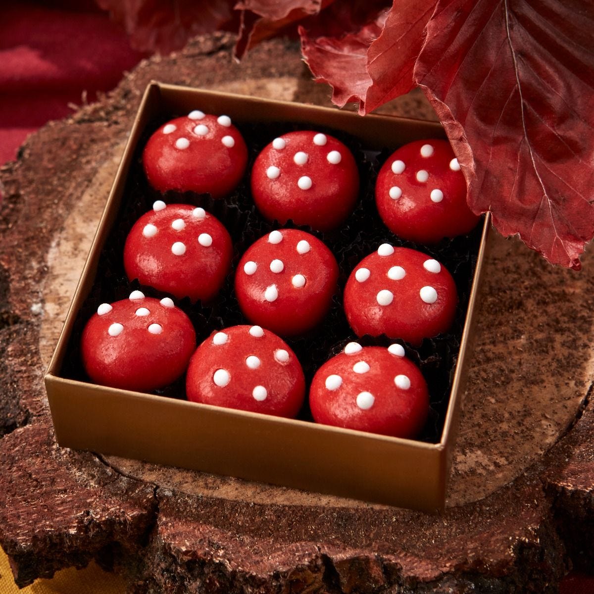 Hand-decorated mini marzipan mushrooms 100g, imported from the UK