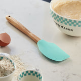 Fortnum's kitchen spatula in beechwood and silicone (British brand)