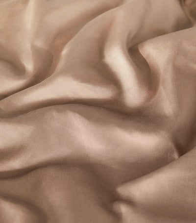 Harrods Firkantet Standard Putevar 65 cm x 65 cm - Kjøp online på McGrocer
