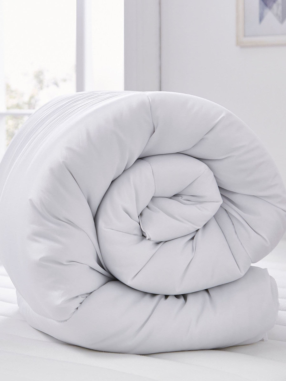 Silentnight 10.5 Tog Essentials Duvet (British brand)