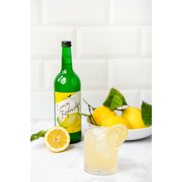 James White Great Uncle Cornelius' Lemon Refresher   75cl GOODS M&S   