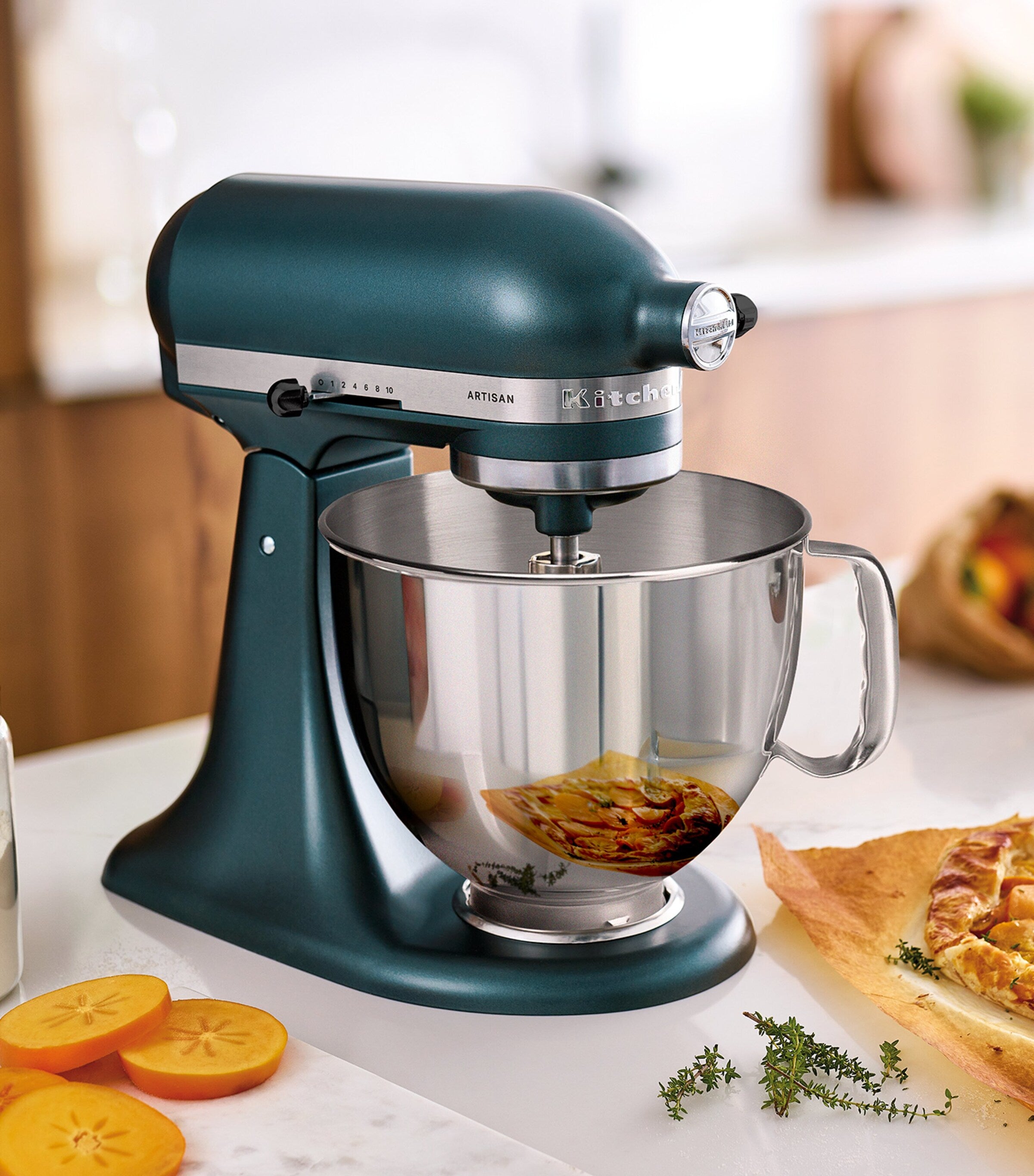 KitchenAid Artisan stand mixer 4.7L, UK version