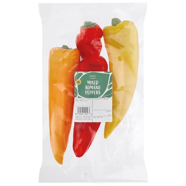 M&S Sweet Mixed Pointed Peppers   3 per pack