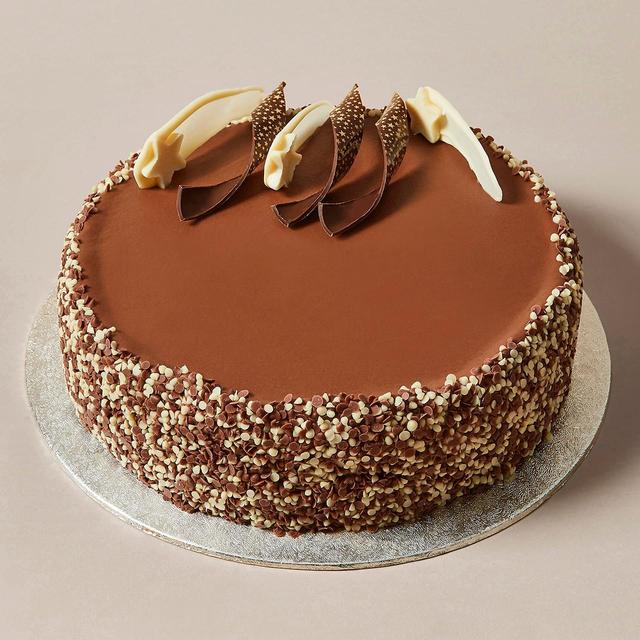 M&S Milk Chocolate Party Cake   1.45kg