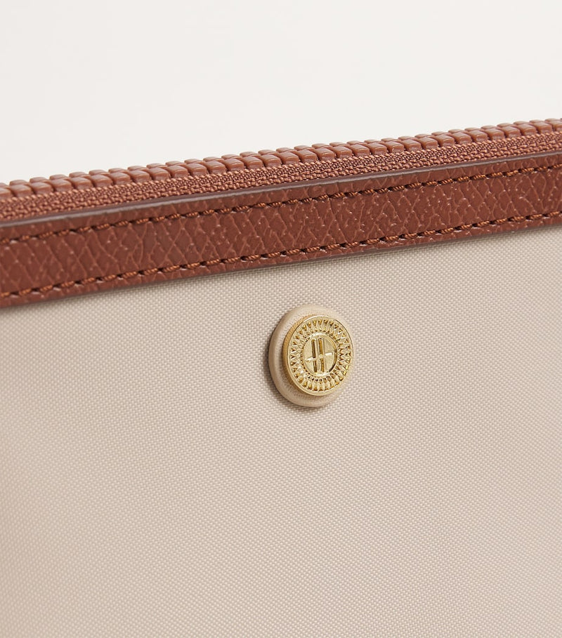 Harrods small nylon wash bag - British product