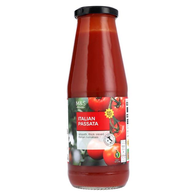 M&S Passata   690g