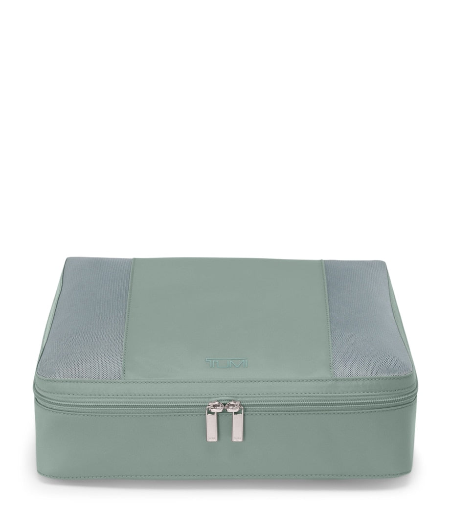 Tumi medium packing cube - British product