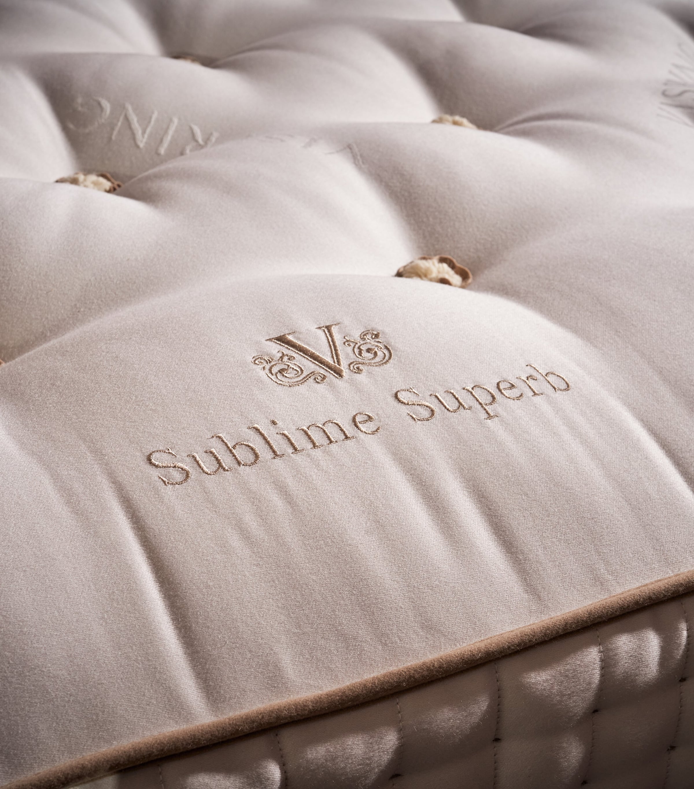 Vispring Firm Sublime Superb Mattress 150cm x 200cm (British brand)