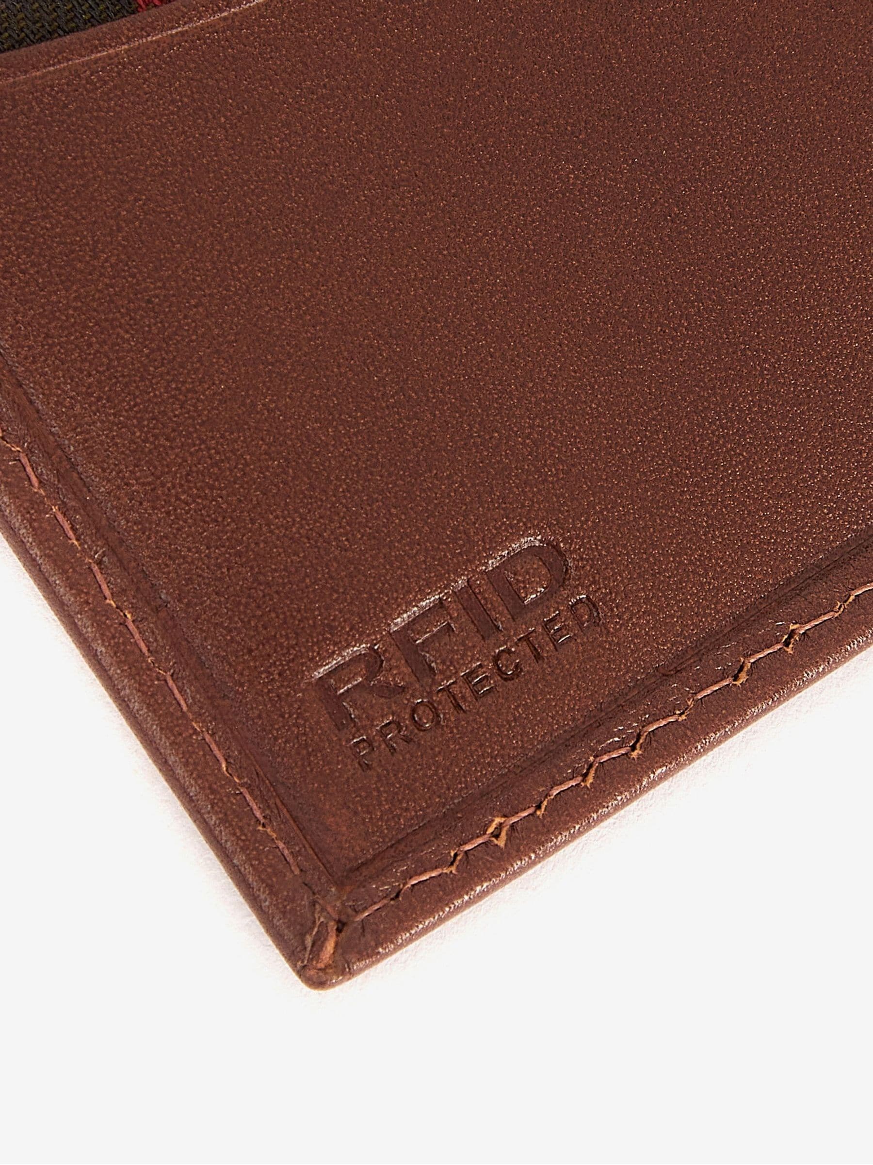 Barbour Colwell leather bifold wallet brown - British product