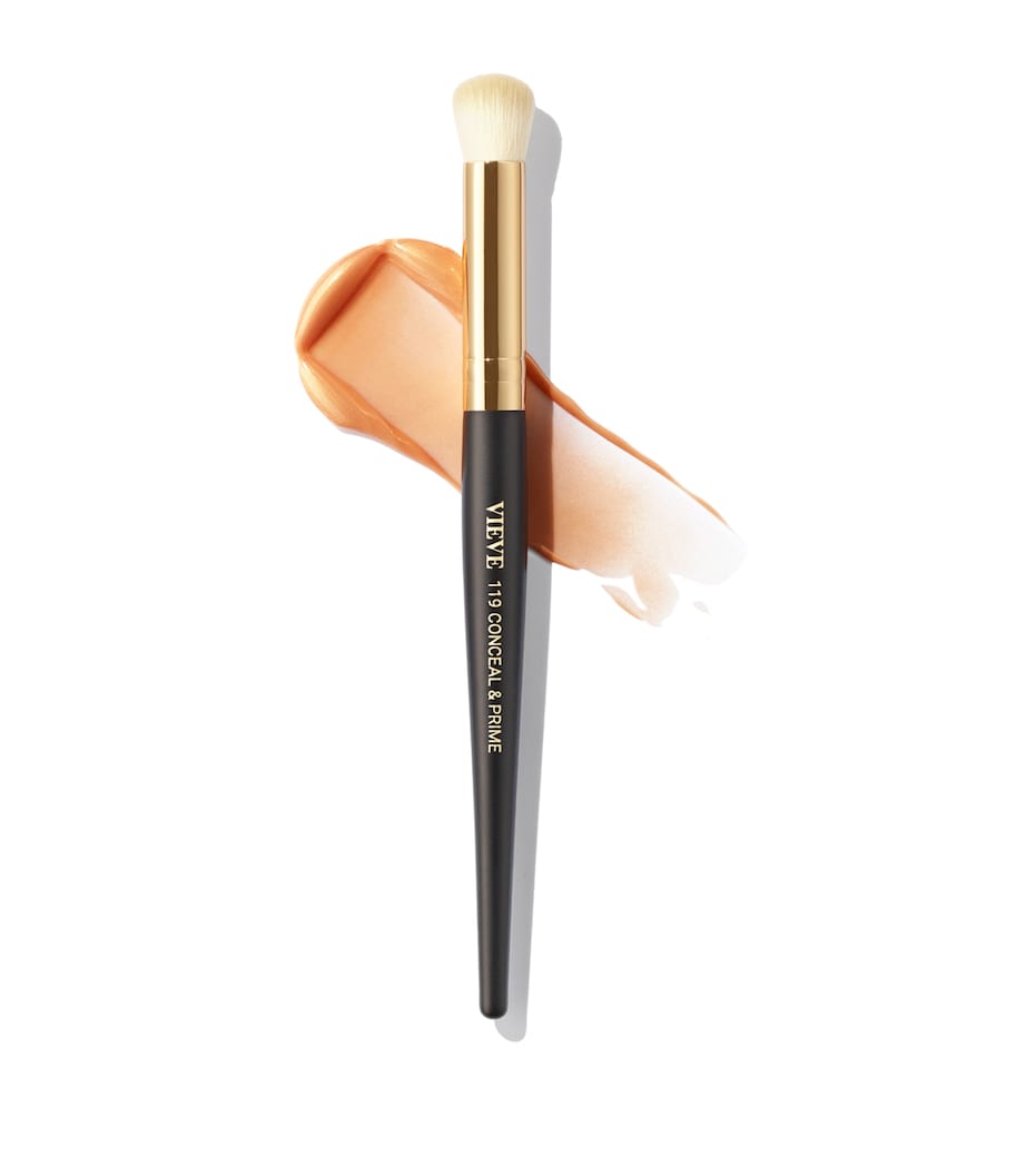 Vieve 119 Conceal & Prime makeup brush (British brand)