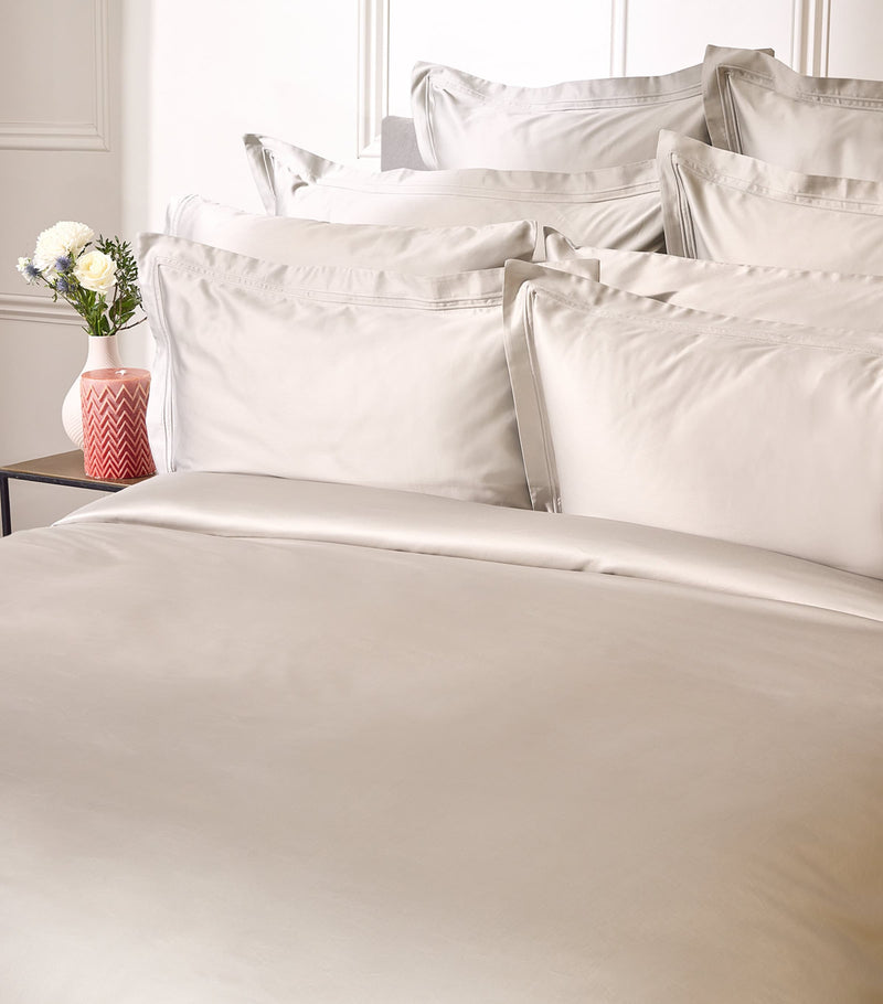 Harrods of London Richmond King pillowcase pair 50cm x 90cm, UK version
