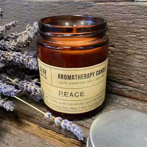 Serenityy aromatherapy candle Peace (British brand)