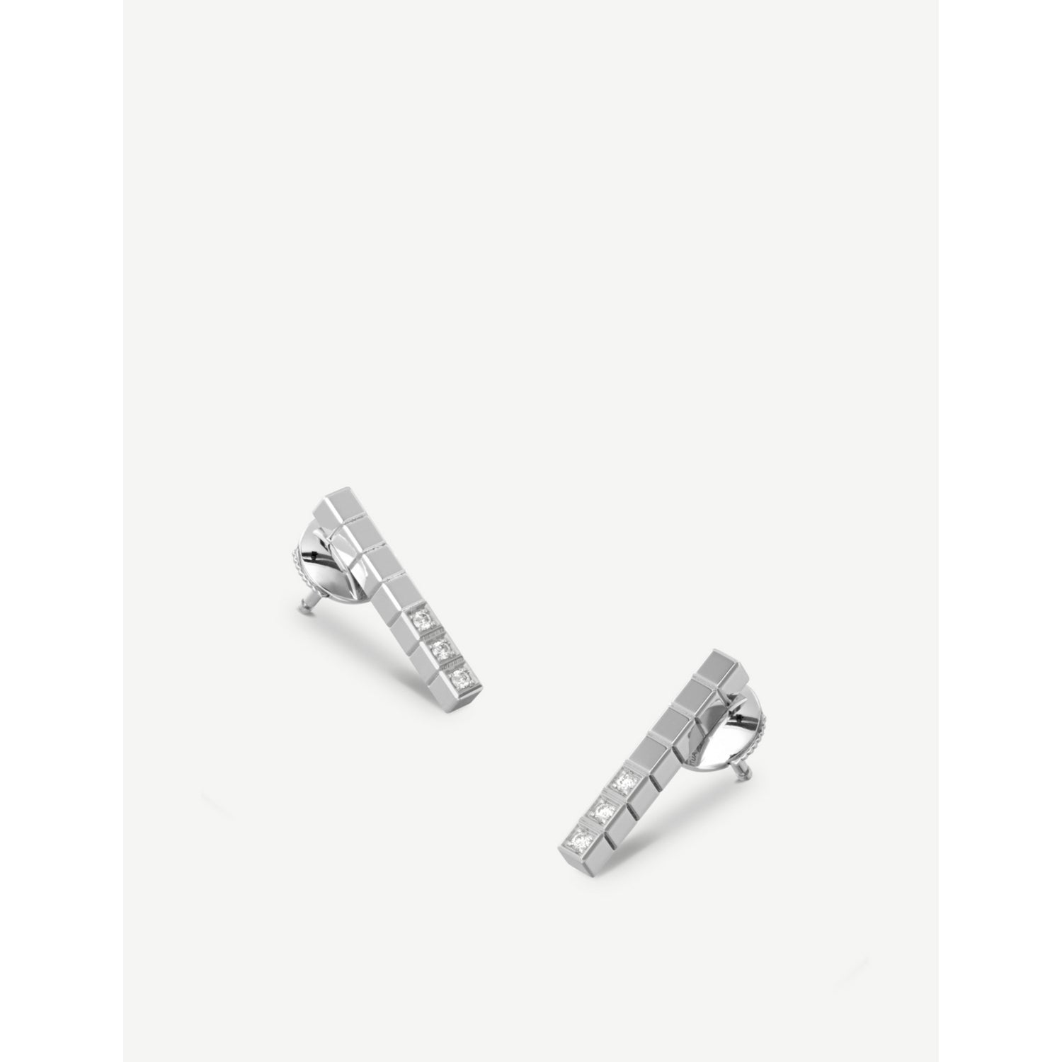 Chopard Ice Cube Pure 18ct white gold diamond earrings 0.06ct - British product
