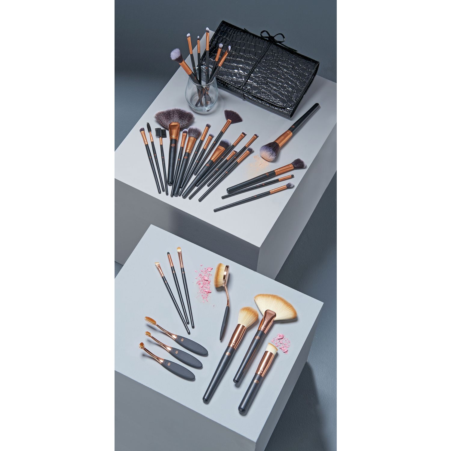 Rio 24-piece makeup brush set (British brand)