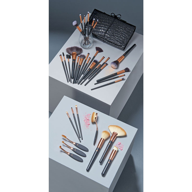 Rio 24-piece makeup brush set (British brand)