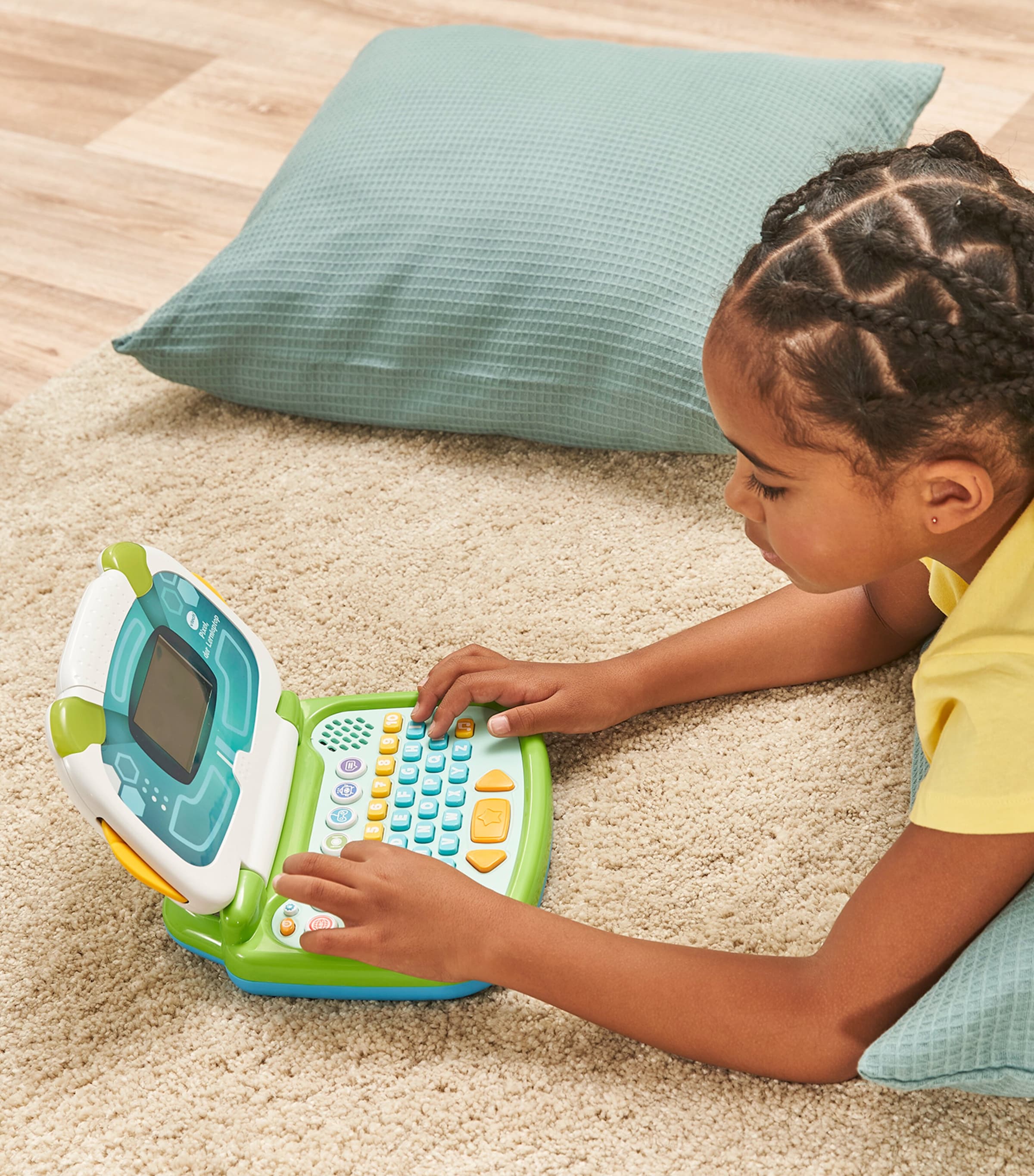 Leapfrog Clic ABC 123 laptop educational toy, UK version