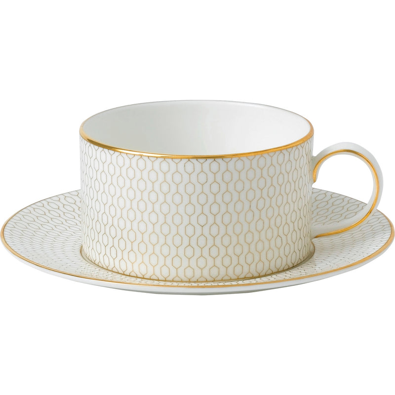 Wedgwood Gio Gold fine bone china teacup set, imported from the UK