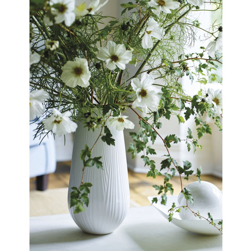 Wedgwood Folia tall bone china vase 30cm - British product