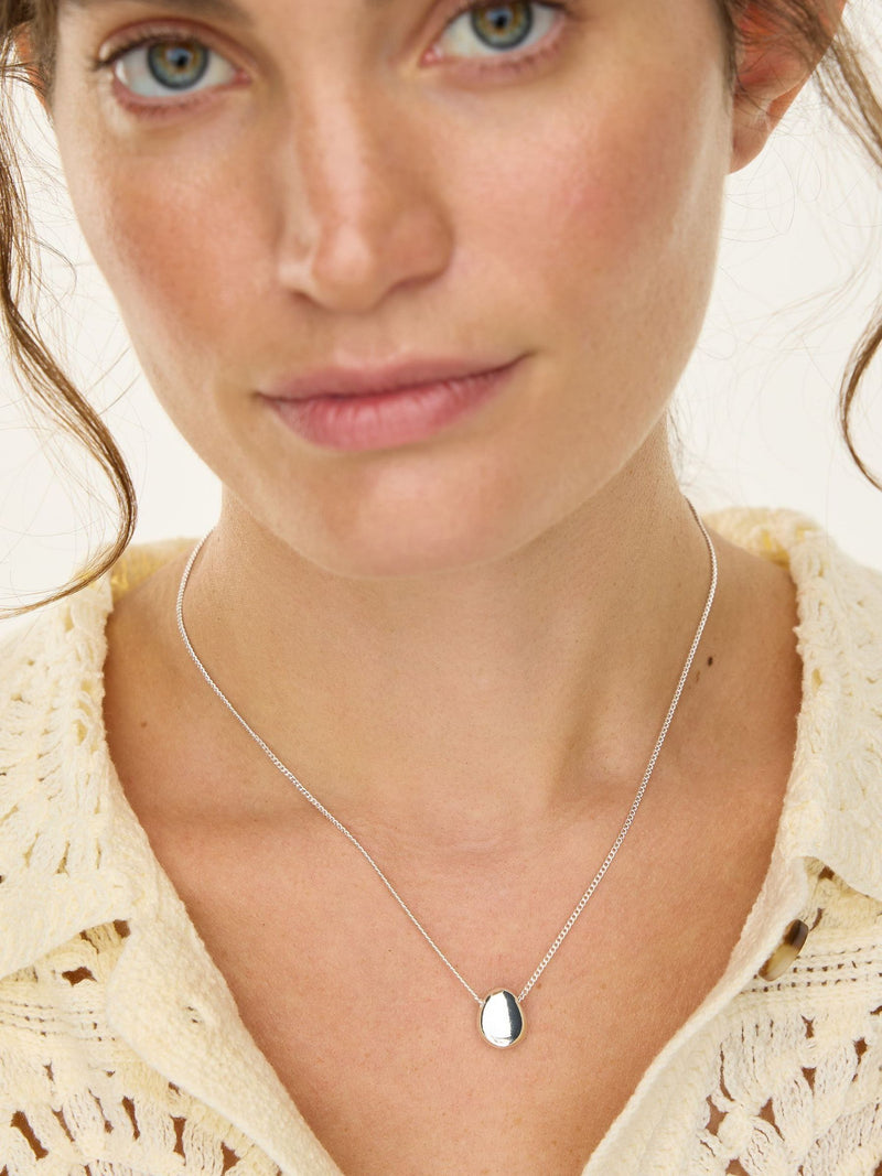 Oliver Bonas silver tone pebble pendant necklace (British brand)