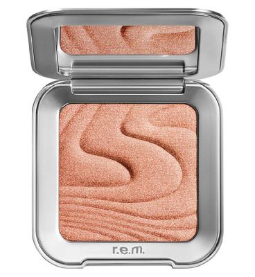 r.e.m. beauty Interstellar Highlighter Topper