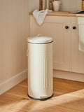 Sage green 30L vintage ribbed soft close pedal bin (British brand)