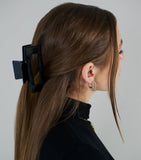 Minimalista The Midi hair clip, UK version