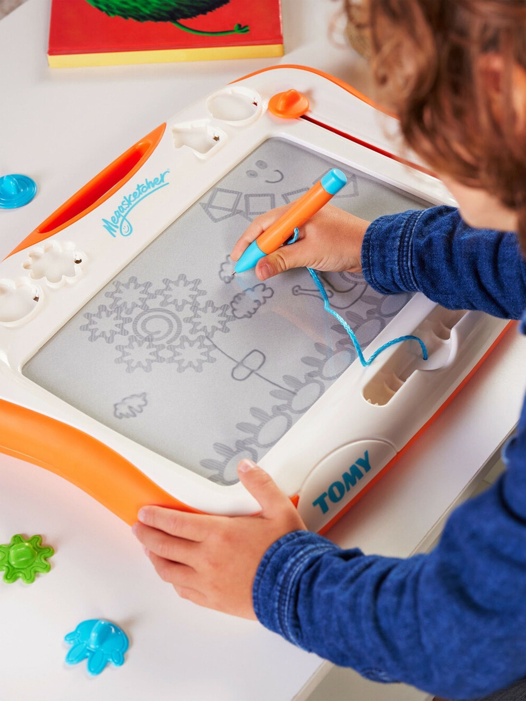 TOMY Megasketcher Classique toy - British product