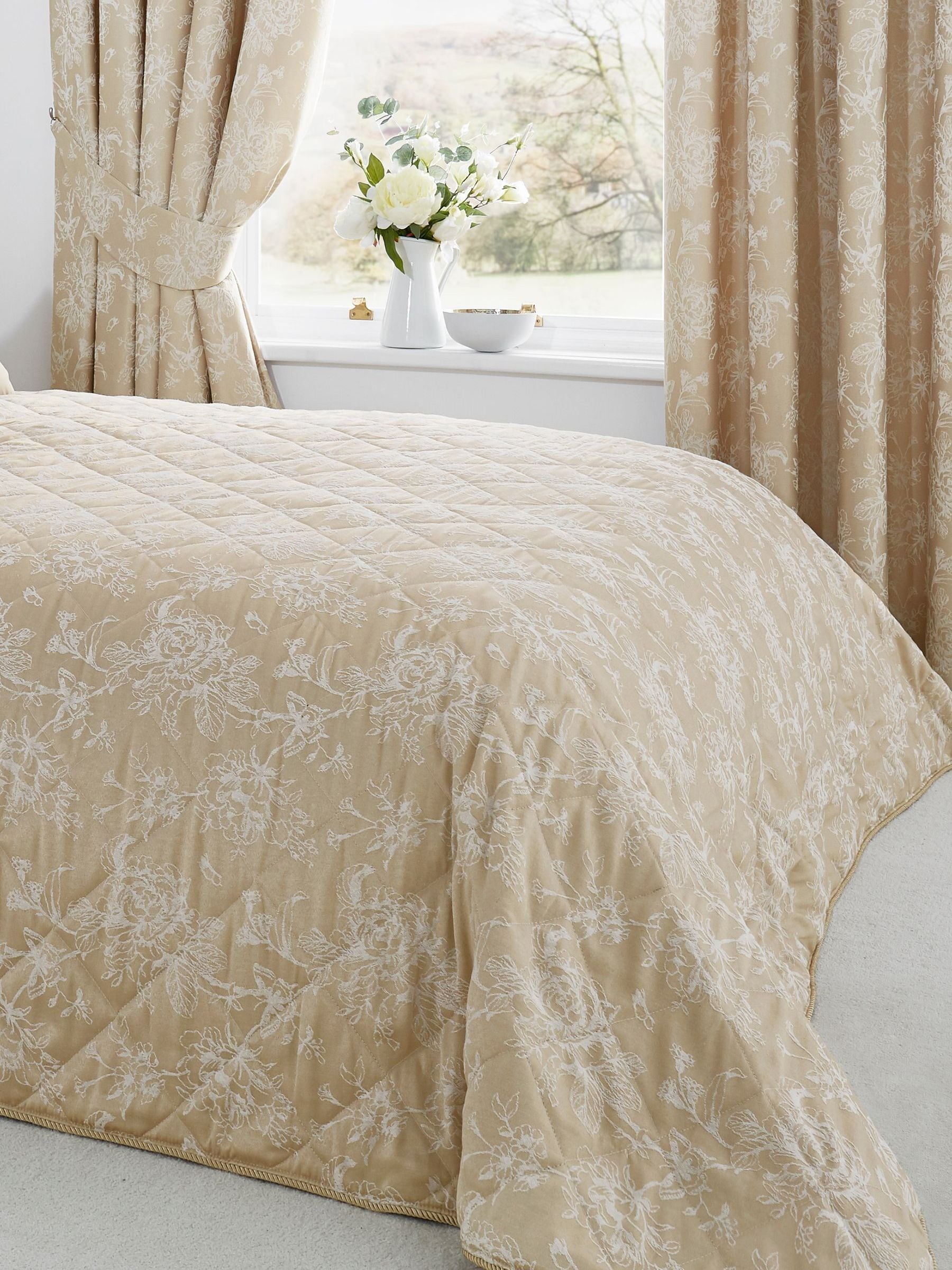 Sinfonie Gold Jasmin Blumen Jacquard gesteppte Tagesdecke, UK-Version