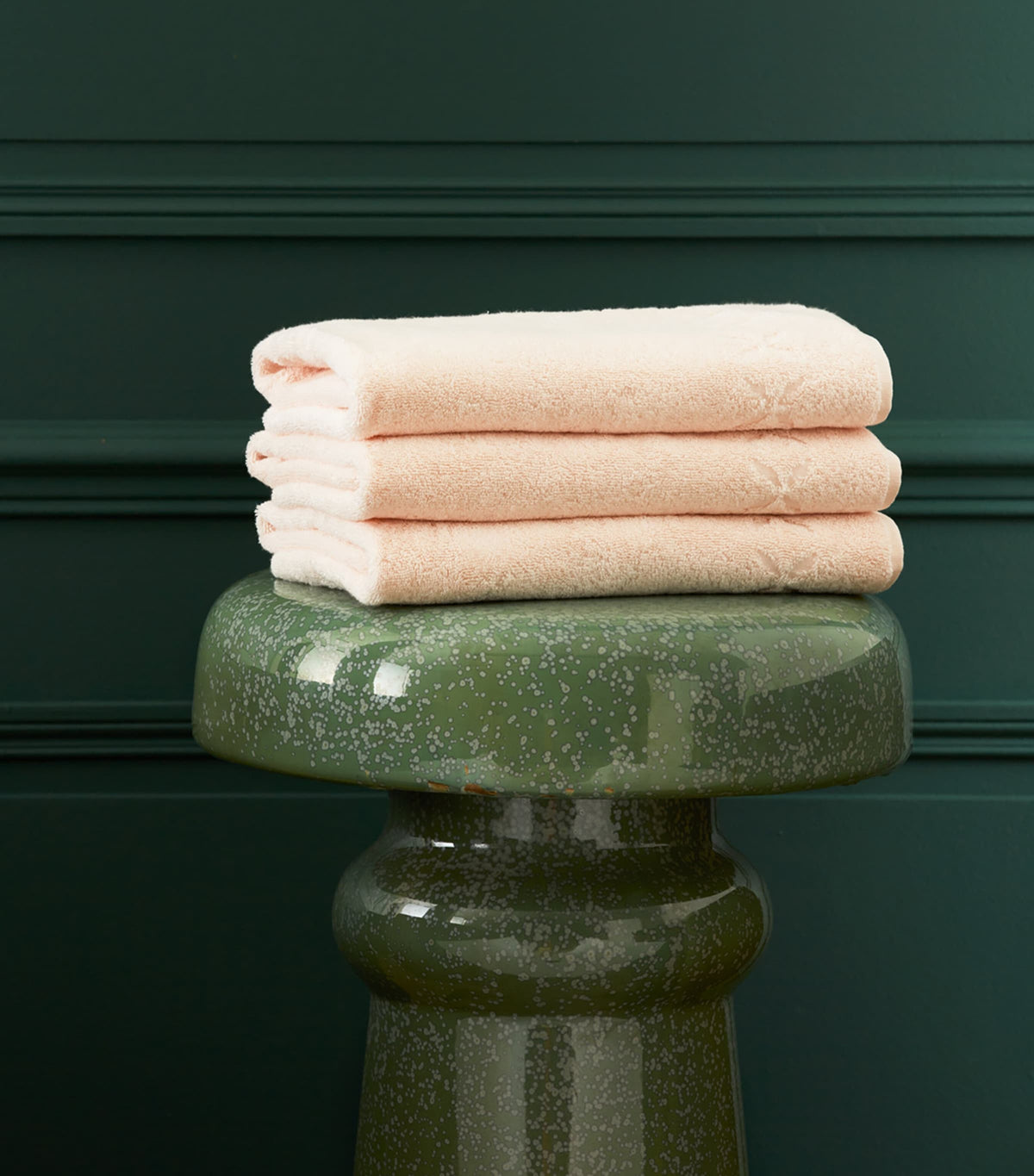 Yves Delorme Nature bath towel 70cm x 140cm (British brand)