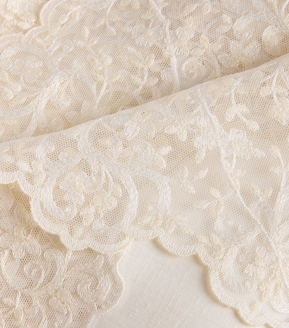 Dea Linen Lace-Trim Elite Tablecloth 170cm x 270cm - British product