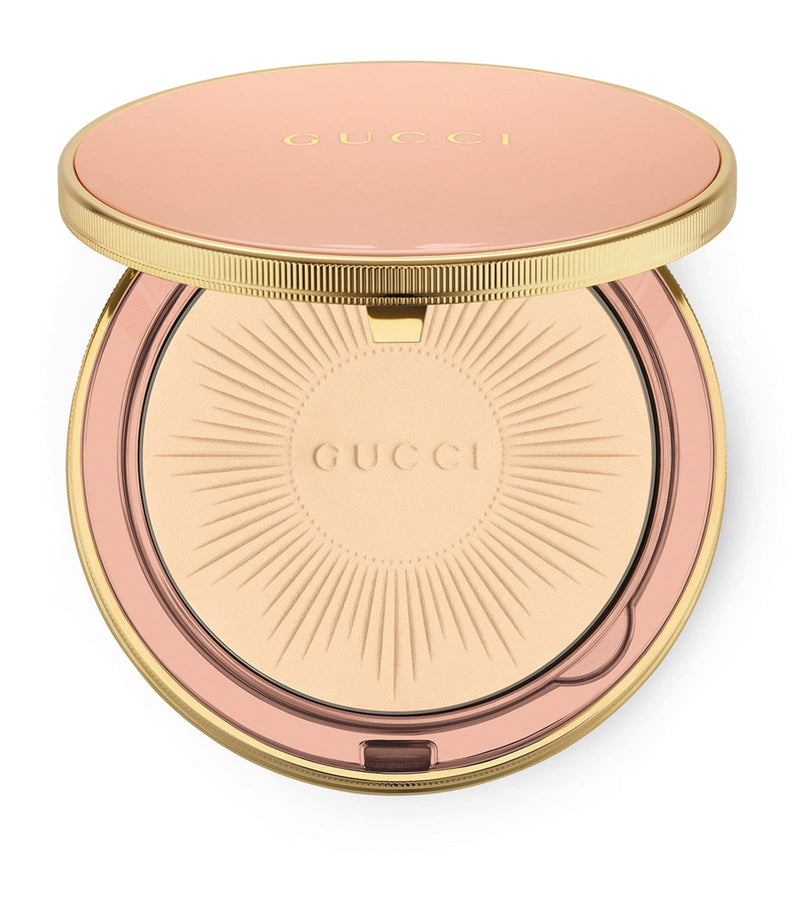 Gucci matte pressed powder, UK version