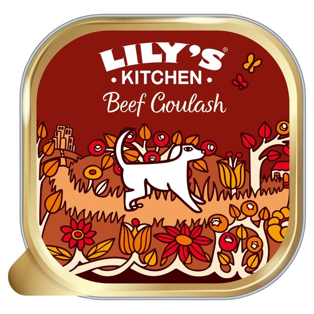 Lily's Kitchen Beef Goulash Tray for Dogs   150g GOODS M&S   