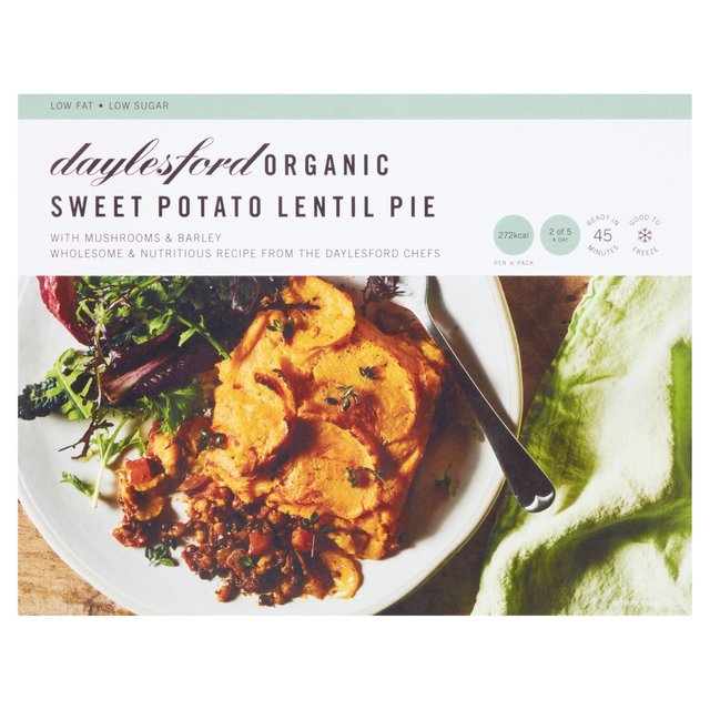 Daylesford Organic Lentil & Mushroom Sweet Potato Pie   680g GOODS M&S   