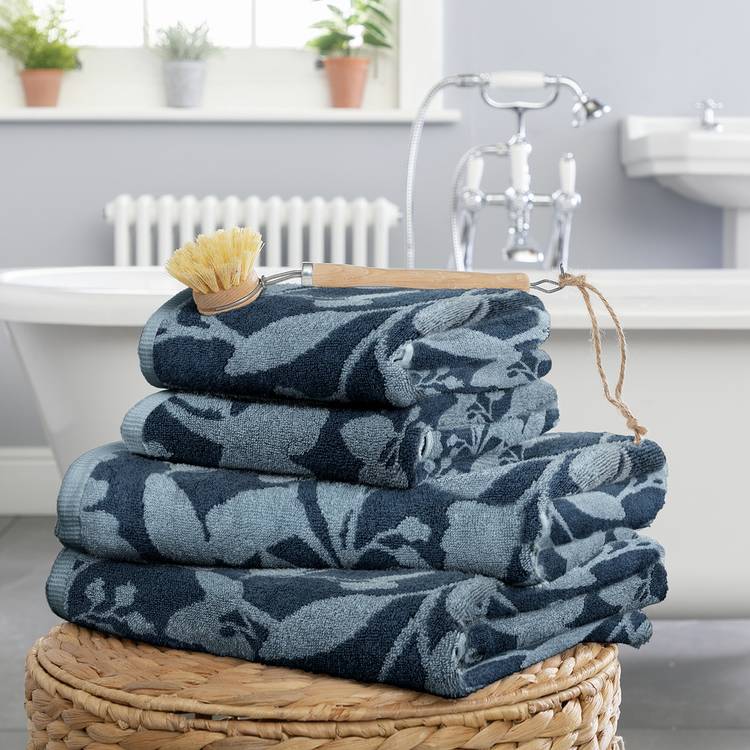 Habitat Foliage 4-piece towel bale in navy (British brand)