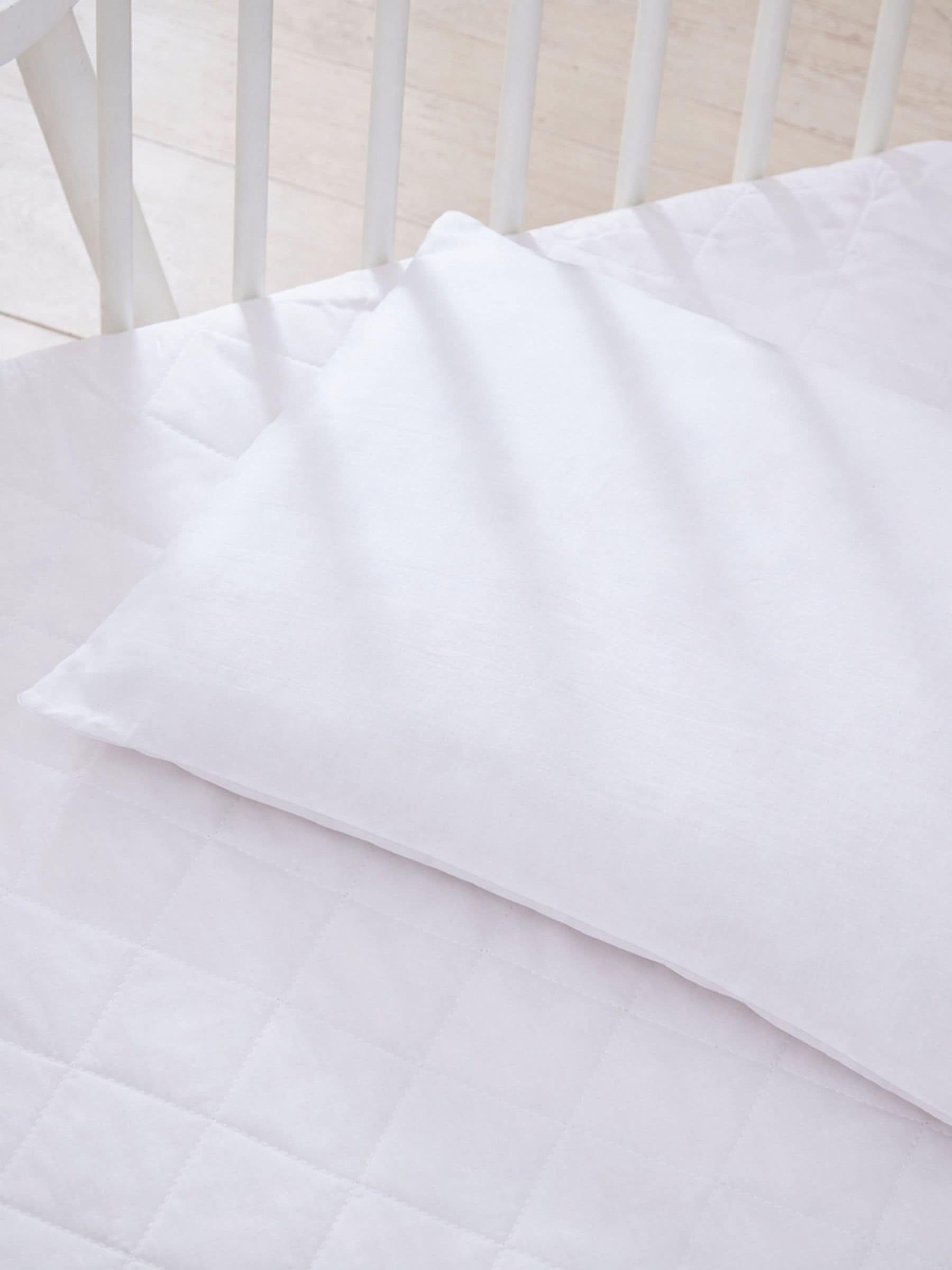 Silentnight Anti-Allergy Cot Bed Pillow (British brand)