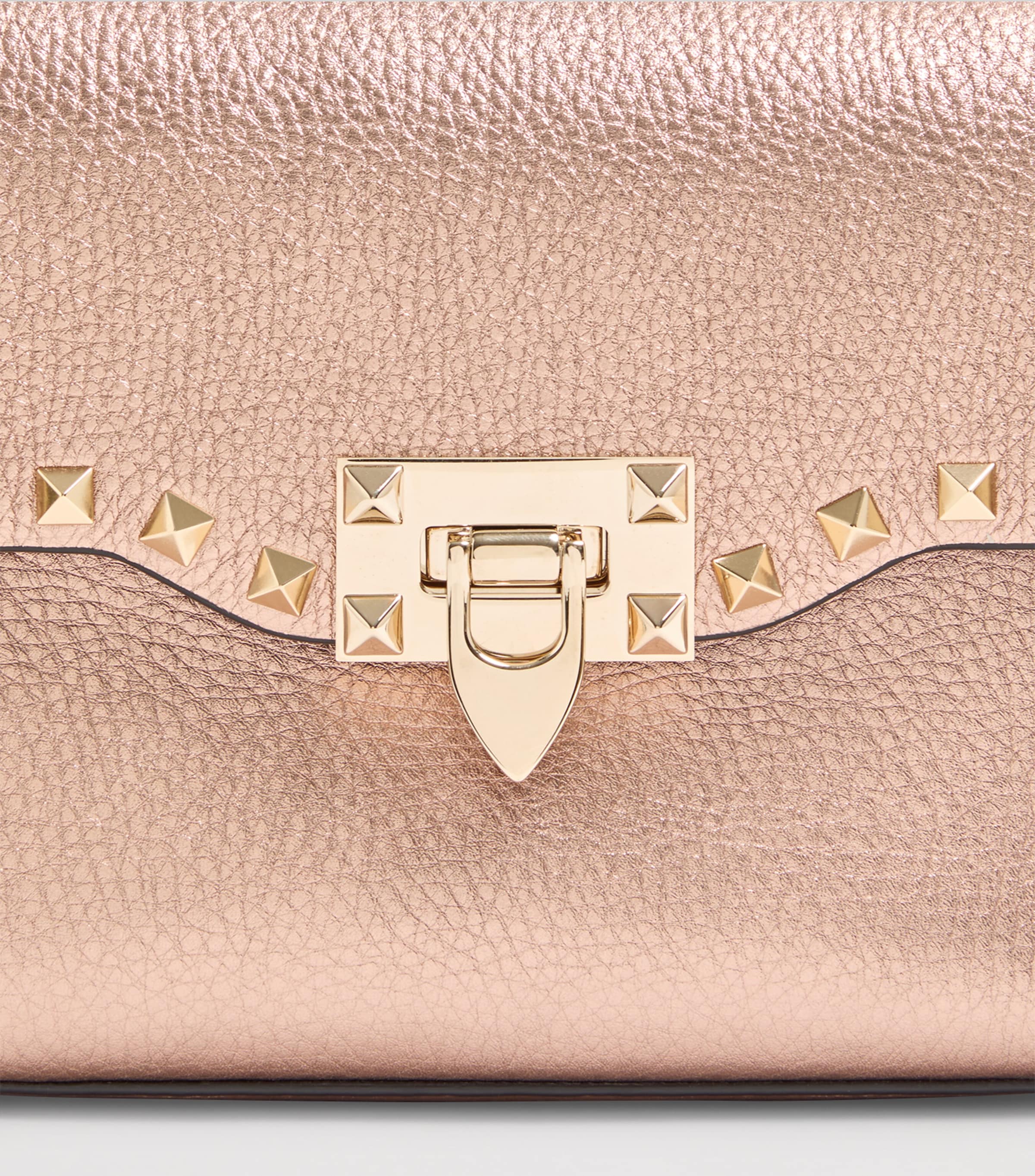 Valentino Garavani Rockstud shoulder bag (British brand)
