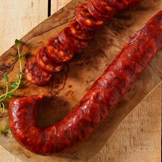 Ocado Spanish Mild Chorizo Ring    225g GOODS M&S   