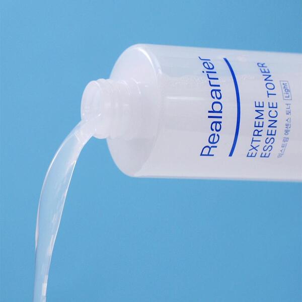 Real Barrier Extreme Essence Toner Light 200ml (British brand)
