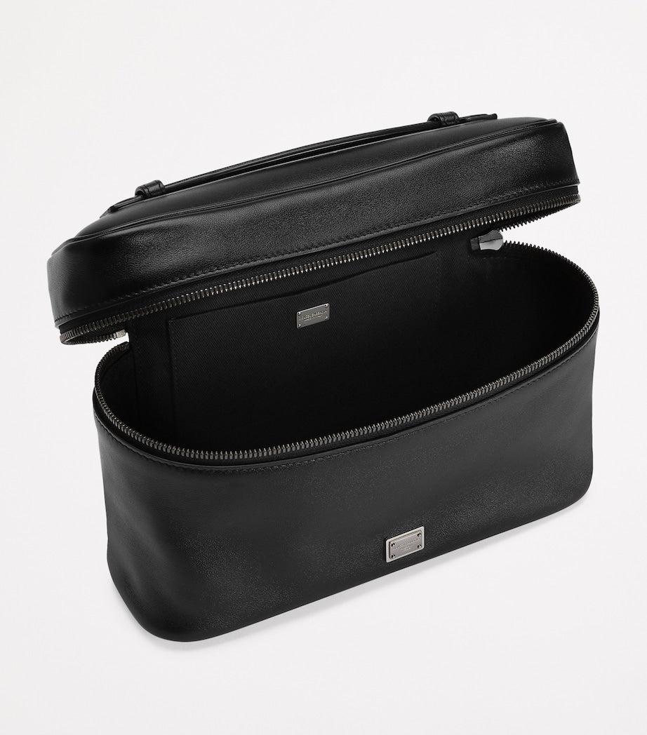 Dolce&Gabbana leather logo plaque toiletry bag - British product