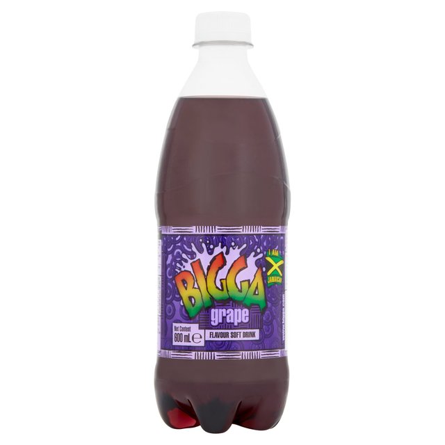 Bigga Grape Flavour Soft Drink   600ml GOODS M&S   