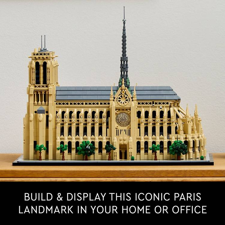 LEGO Architecture Notre-Dame de Paris building set 4383 pieces, UK version