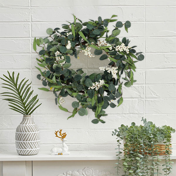 Livingandhome Artificial Eucalyptus Wreath Green 55cm, UK version