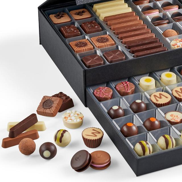 Hotel Chocolat - The Classic Cabinet   540g GOODS M&S   