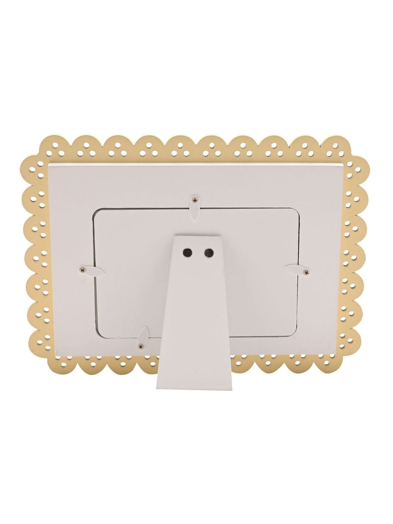 Widdop white scallop photo frame 6x4 inch first grandchild, imported from the UK
