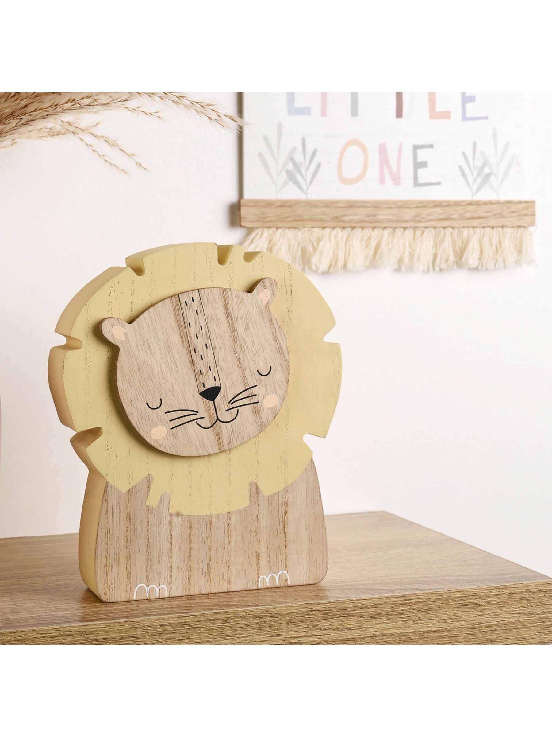 Widdop Brown lion shaped money box 20cm, UK version