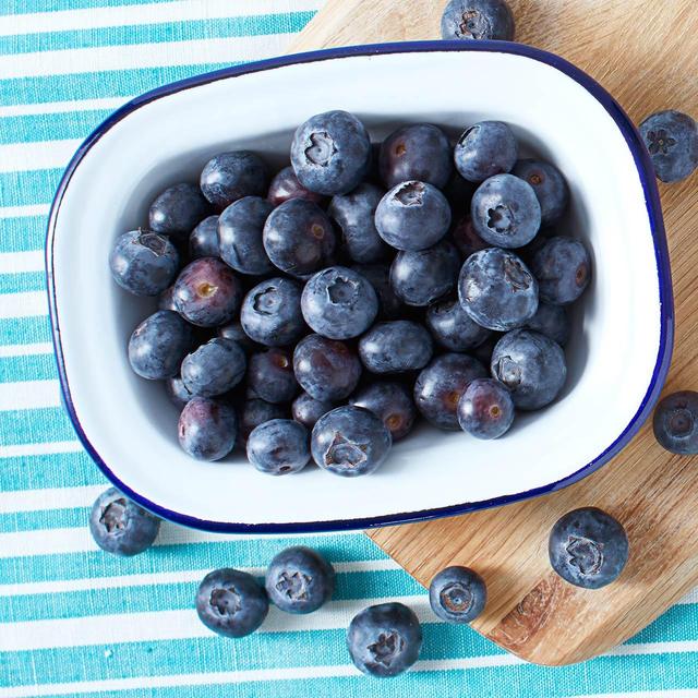 Ocado Blueberries   250g GOODS M&S   