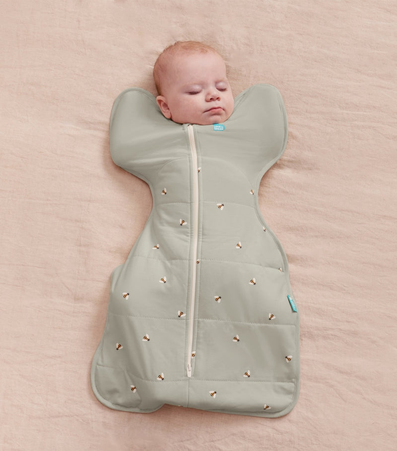 Love to Dream medium bee swaddle, UK version